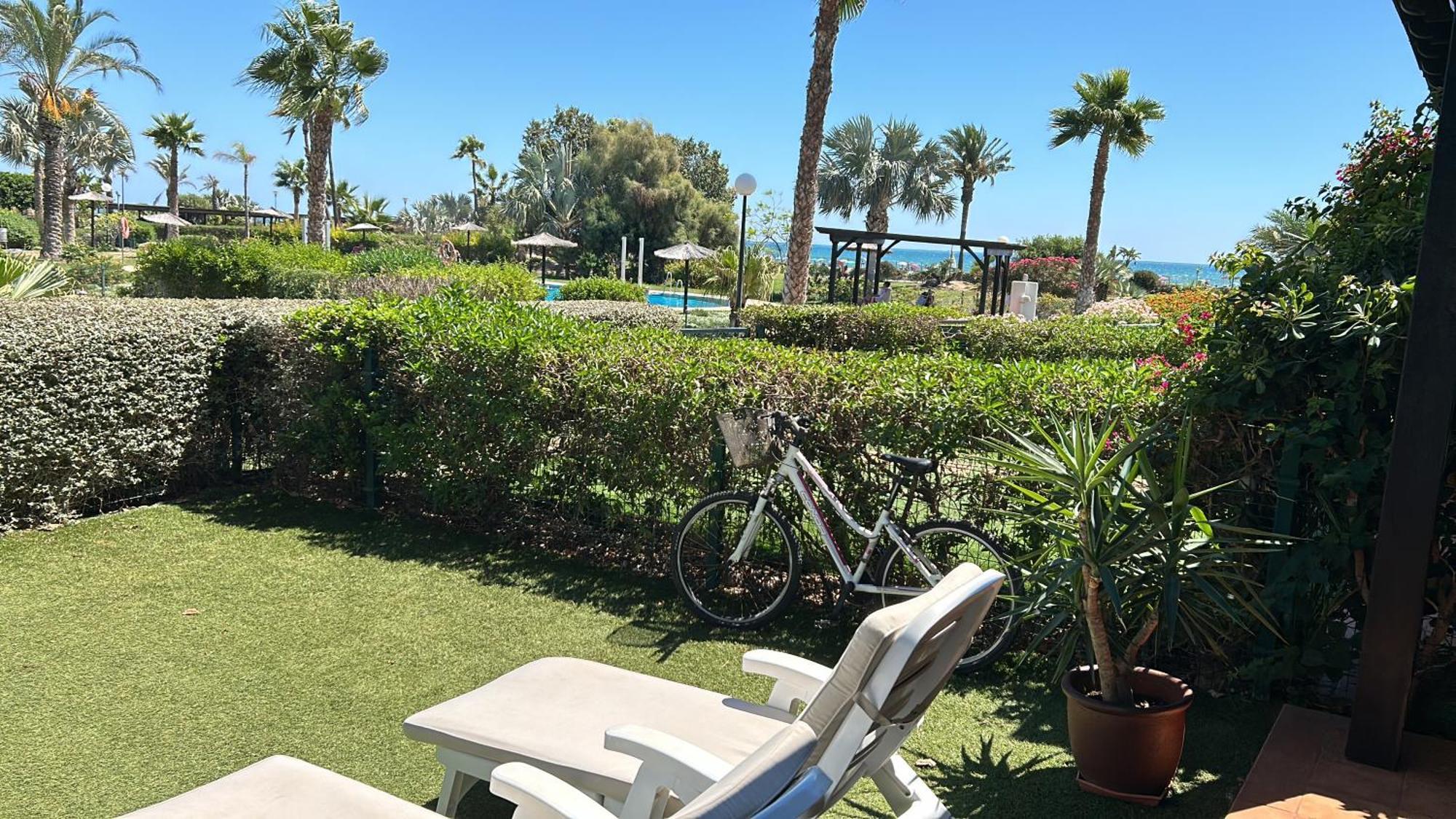 Jardines Nuevo Vera Bajo 2 Dormitorios Vistas Al Mar Luaran gambar