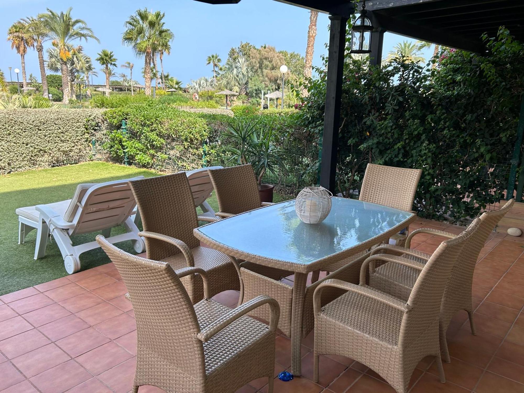 Jardines Nuevo Vera Bajo 2 Dormitorios Vistas Al Mar Luaran gambar