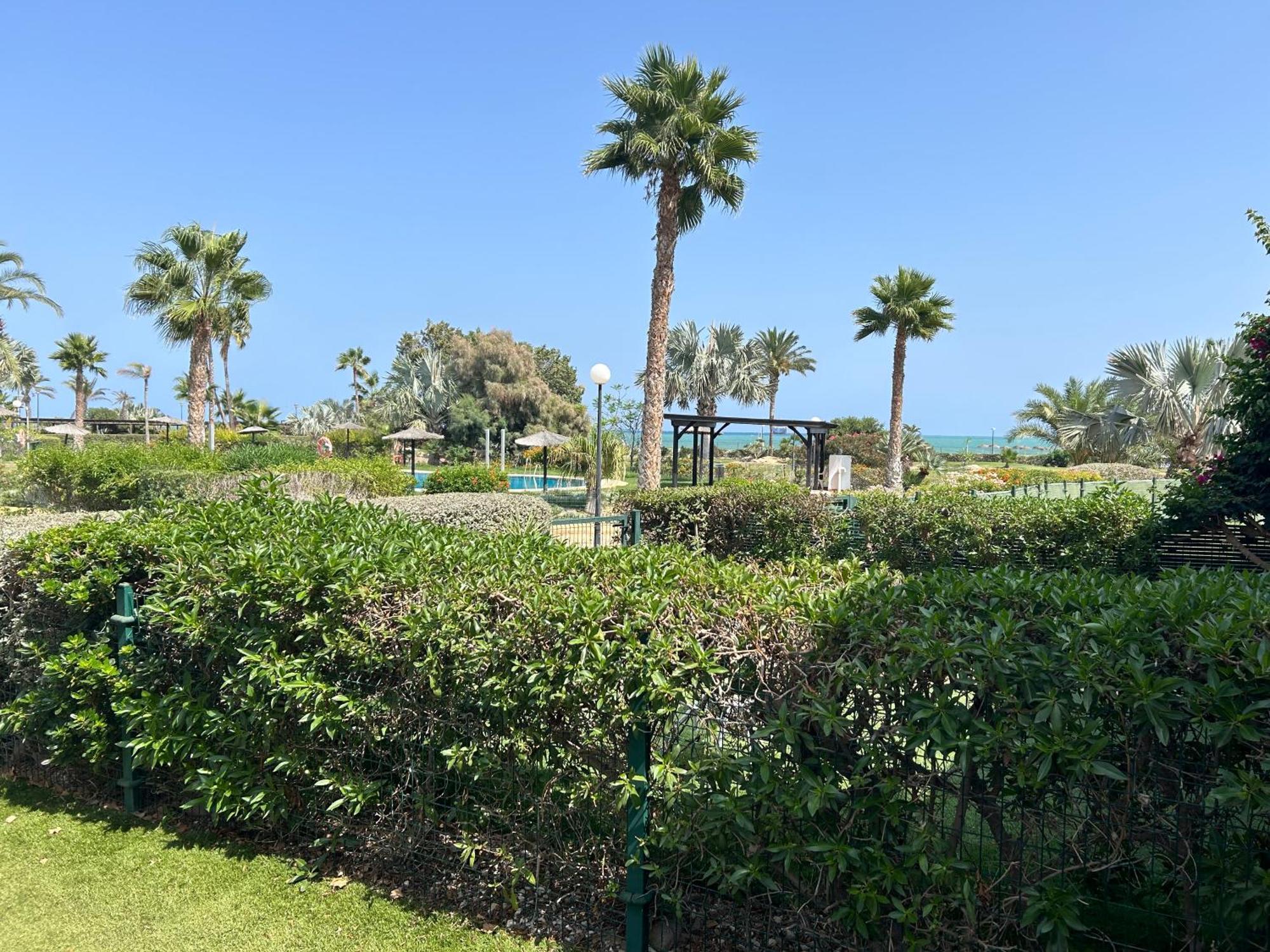 Jardines Nuevo Vera Bajo 2 Dormitorios Vistas Al Mar Luaran gambar