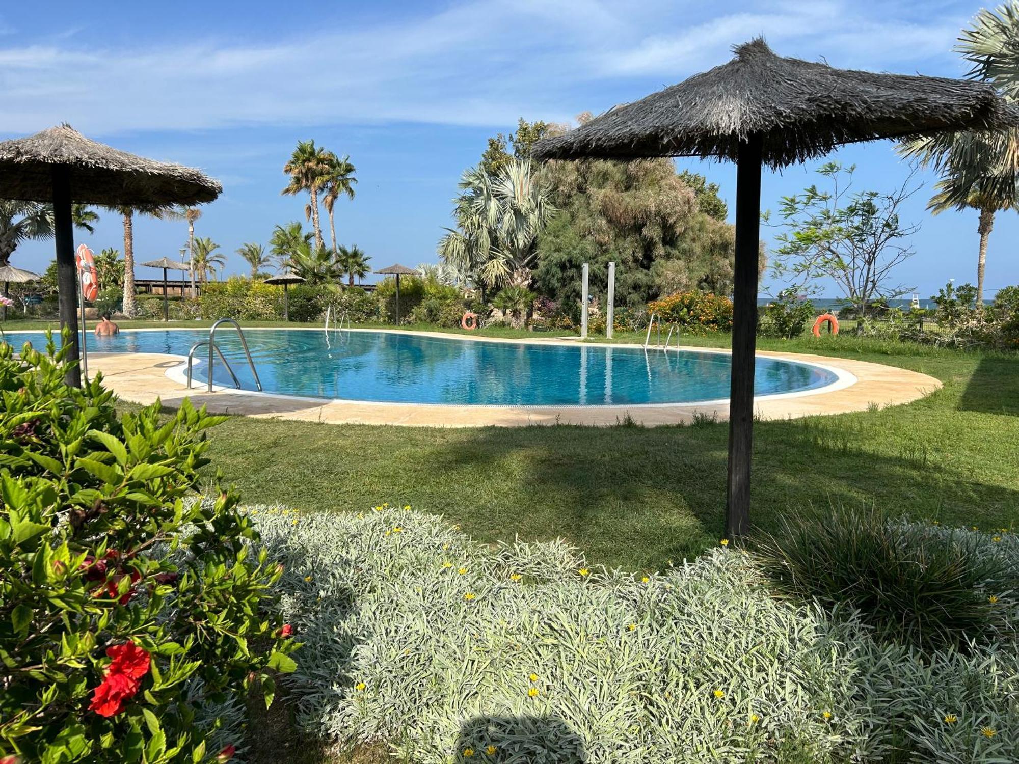 Jardines Nuevo Vera Bajo 2 Dormitorios Vistas Al Mar Luaran gambar
